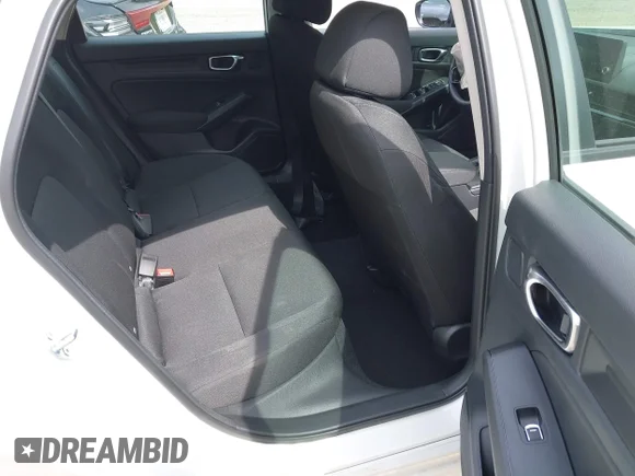 ✅ 2026 Honda Civic LX • VIN: 2HGFE2F29TH578521 • Lot: 45210870. Wystawiony na IAAI z przebiegiem 2 013 mil. Bezpłatny archiwum sprzedaży aukcyjnych z USA i szczegółowy raport historii pojazdu na DreamBid. Zdjęcie 8.
