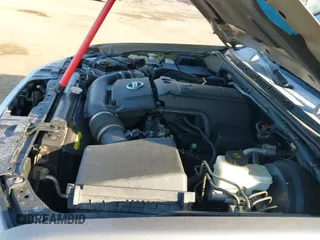 ✅ 2006 Nissan Pathfinder SE • VIN: 5N1AR18W96C660064 • Lot: 42702343. Wystawiony na IAAI z przebiegiem 198 734 mil. Bezpłatny archiwum sprzedaży aukcyjnych z USA i szczegółowy raport historii pojazdu na DreamBid. Zdjęcie 19.