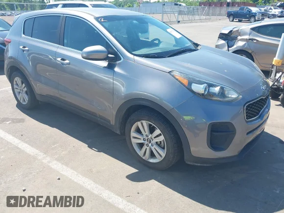 ✅ 2019 Kia Sportage LX • VIN: KNDPM3AC4K7551930 • Лот: 45017358. Опубликован ранее на IAAI с пробегом 153 986 миль. Бесплатный доступ к архиву аукционных продаж из США и подробный отчёт об истории автомобиля на DreamBid. Изображение 1.