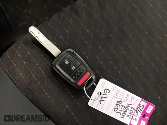 ✅ 2018 Honda Fit Sport • VIN: 3HGGK5H62JM705249 • Lot: 41225411. Listed on IAAI with 26,612 mi. Free auction sales archive from the USA and detailed vehicle history report at DreamBid. Image 11.