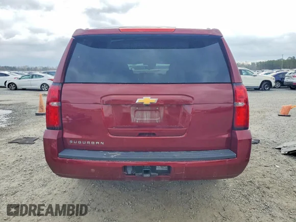 ✅ 2020 Chevrolet Suburban LS • VIN: 1GNSKGKC9LR187586 • Lot: 78300895. Wystawiony na Copart z przebiegiem 80 143 mil. Bezpłatny archiwum sprzedaży aukcyjnych z USA i szczegółowy raport historii pojazdu na DreamBid. Zdjęcie 6.
