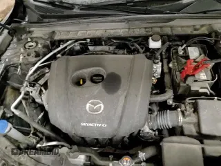 ✅ 2023 Mazda CX-50 S Preferred Plus • VIN: 7MMVABCM5PN128289 • Lot: 90026995. Wystawiony na Copart z przebiegiem 48 463 mil. Bezpłatny archiwum sprzedaży aukcyjnych z USA i szczegółowy raport historii pojazdu na DreamBid. Zdjęcie 17.