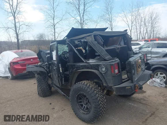 ✅ 2015 Jeep Wrangler Willys Wheeler • VIN: 1C4GJWAGXFL529246 • Lot: 44712337. Wystawiony na IAAI z przebiegiem 162 765 mil. Bezpłatny archiwum sprzedaży aukcyjnych z USA i szczegółowy raport historii pojazdu na DreamBid. Zdjęcie 3.