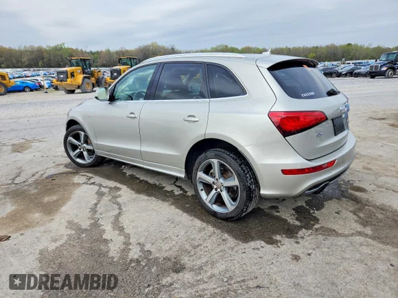 ✅ 2014 Audi Q5 Prestige • VIN: WA1WGAFP0EA015013 • Lot: 47707626. Wystawiony na Copart z przebiegiem 97 132 mil. Bezpłatny archiwum sprzedaży aukcyjnych z USA i szczegółowy raport historii pojazdu na DreamBid. Zdjęcie 2.