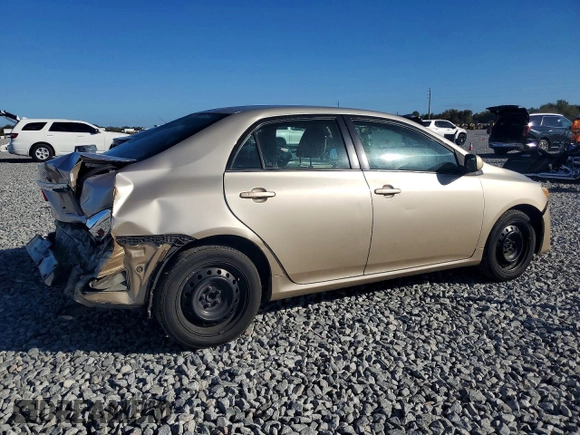 ✅ 2013 Toyota Corolla LE • VIN: 5YFBU4EE7DP189878 • Lot: 72376535. Wystawiony na Copart z przebiegiem 202 341 mil. Bezpłatny archiwum sprzedaży aukcyjnych z USA i szczegółowy raport historii pojazdu na DreamBid. Zdjęcie 3.