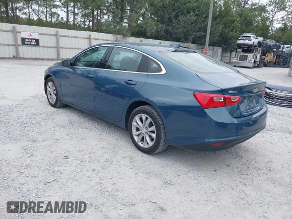 ✅ 2025 Chevrolet Malibu LT • VIN: 1G1ZD5STXSF130635 • Lot: 44117305. Wystawiony na IAAI z przebiegiem 29 879 mil. Bezpłatny archiwum sprzedaży aukcyjnych z USA i szczegółowy raport historii pojazdu na DreamBid. Zdjęcie 3.