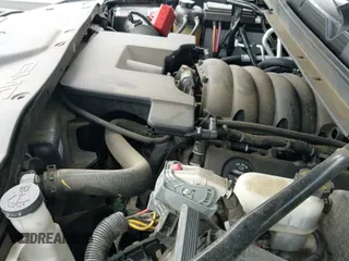 ✅ 2019 GMC Yukon XL SLT • VIN: 1GKS2GKC0KR394301 • Лот: 42255631. Опубликован ранее на IAAI с пробегом 149 222 миль. Бесплатный доступ к архиву аукционных продаж из США и подробный отчёт об истории автомобиля на DreamBid. Изображение 19.