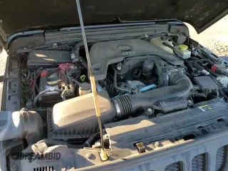 ✅ 2019 Jeep Wrangler Unlimited Rubicon • VIN: 1C4HJXFG7KW595023 • Lot: 90890915. Wystawiony na Copart z przebiegiem 74 807 mil. Bezpłatny archiwum sprzedaży aukcyjnych z USA i szczegółowy raport historii pojazdu na DreamBid. Zdjęcie 15.