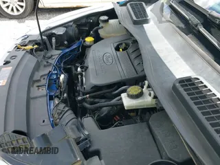 ✅ 2017 Ford Escape SE • VIN: 1FMCU9GD8HUA90786 • Lot: 42300003. Wystawiony na IAAI z przebiegiem 123 372 mil. Bezpłatny archiwum sprzedaży aukcyjnych z USA i szczegółowy raport historii pojazdu na DreamBid. Zdjęcie 19.