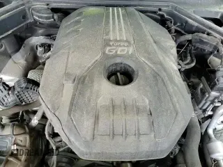 ✅ 2021 Kia Stinger GT-Line • VIN: KNAE15LA8M6089983 • Lot: 92670425. Wystawiony na Copart z przebiegiem 10 462 mil. Bezpłatny archiwum sprzedaży aukcyjnych z USA i szczegółowy raport historii pojazdu na DreamBid. Zdjęcie 13.