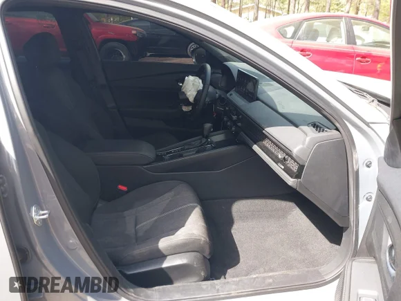 ✅ 2025 Honda Accord Sport • VIN: 1HGCY2F57SA076916 • Lot: 44785333. Wystawiony na IAAI z przebiegiem 7 488 mil. Bezpłatny archiwum sprzedaży aukcyjnych z USA i szczegółowy raport historii pojazdu na DreamBid. Zdjęcie 5.