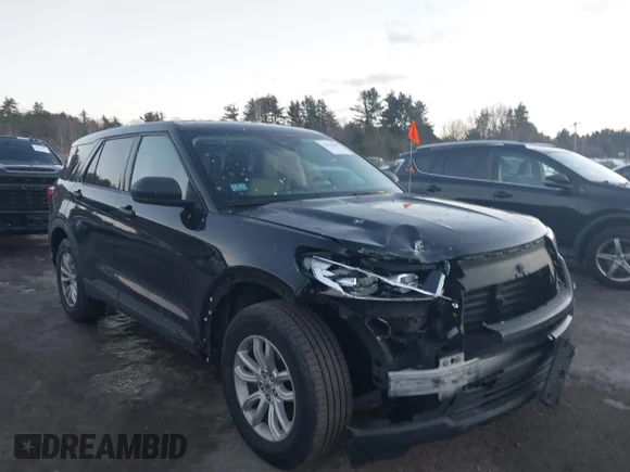 ✅ 2021 Ford Explorer • VIN: 1FMSK8BH1MGB38062 • Lot: 43920605. Wystawiony na IAAI z przebiegiem 65 662 mil. Bezpłatny archiwum sprzedaży aukcyjnych z USA i szczegółowy raport historii pojazdu na DreamBid. Zdjęcie 1.