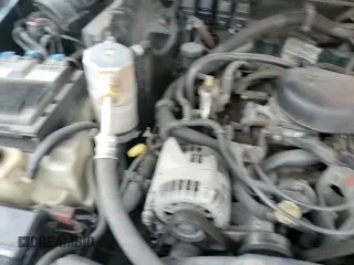 ✅ 1997 GMC Sonoma SLS • VIN: 1GTCS19X9V8516928 • Lot: 61595165. Wystawiony na Copart z przebiegiem 135 588 mil. Bezpłatny archiwum sprzedaży aukcyjnych z USA i szczegółowy raport historii pojazdu na DreamBid. Zdjęcie 13.