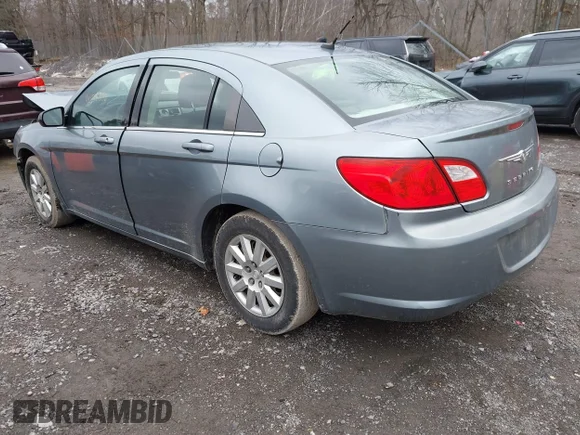✅ 2010 Chrysler Sebring Touring • VIN: 1C3CC4FB4AN226233 • Лот: 41714398. Опубліковано раніше на IAAI з пробігом 115 145 миль. Безкоштовний доступ до архіву аукціонних продажів зі США та докладний звіт про історію автомобіля на DreamBid. Зображення 3.
