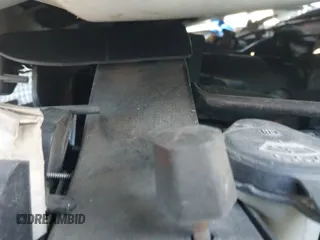 ✅ 2004 Chevrolet Silverado 1500 Work Truck • VIN: 1GCEC14X74Z229772 • Lot: 43604376. Listed on IAAI with 201,394 mi. Free auction sales archive from the USA and detailed vehicle history report at DreamBid. Image 19.