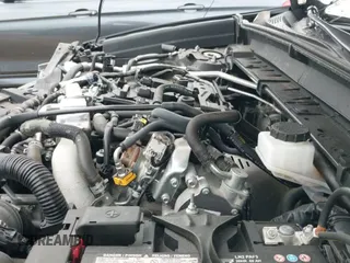 ✅ 2023 Mazda CX-30 S Select • VIN: 3MVDMBBM1PM569334 • Лот: 43614629. Опубликован ранее на IAAI с пробегом 30 153 миль. Бесплатный доступ к архиву аукционных продаж из США и подробный отчёт об истории автомобиля на DreamBid. Изображение 19.