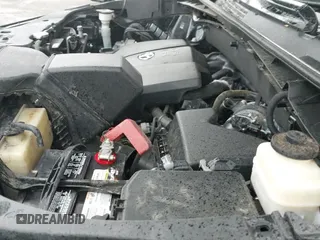 ✅ 2017 Toyota Highlander Limited • VIN: 5TDDZRFH9HS380280 • Lot: 43735718. Listed on IAAI with 55,672 mi. Free auction sales archive from the USA and detailed vehicle history report at DreamBid. Image 19.