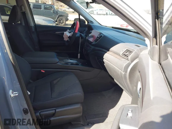 ✅ 2024 Honda Ridgeline Sport+ • VIN: 5FPYK3F26RB024526 • Lot: 45108816. Wystawiony na IAAI z przebiegiem 18 271 mil. Bezpłatny archiwum sprzedaży aukcyjnych z USA i szczegółowy raport historii pojazdu na DreamBid. Zdjęcie 5.