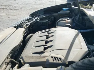 ✅ 2024 Audi Q3 S line Premium • VIN: WA1DECF39R1046000 • Lot: 42613350. Wystawiony na IAAI z przebiegiem 47 153 mil. Bezpłatny archiwum sprzedaży aukcyjnych z USA i szczegółowy raport historii pojazdu na DreamBid. Zdjęcie 19.