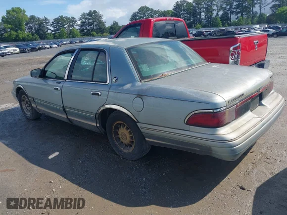 ✅ 1995 Mercury Grand Marquis LS • VIN: 2MELM75W7SX658960 • Lot: 42229786. Wystawiony na IAAI z przebiegiem 205 236 mil. Bezpłatny archiwum sprzedaży aukcyjnych z USA i szczegółowy raport historii pojazdu na DreamBid. Zdjęcie 3.