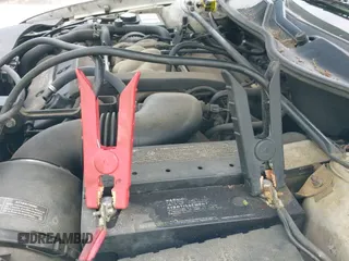 ✅ 1999 Lincoln Continental • VIN: 1LNHM97V7XY607937 • Lot: 42473686. Wystawiony na IAAI z przebiegiem 171 044 mil. Bezpłatny archiwum sprzedaży aukcyjnych z USA i szczegółowy raport historii pojazdu na DreamBid. Zdjęcie 12.