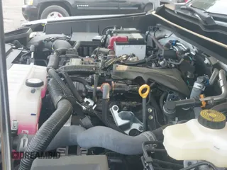 ✅ 2024 Toyota Tacoma SR5 • VIN: 3TYKB5FN4RT007972 • Lot: 42582240. Wystawiony na IAAI z przebiegiem 5 171 mil. Bezpłatny archiwum sprzedaży aukcyjnych z USA i szczegółowy raport historii pojazdu na DreamBid. Zdjęcie 19.