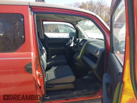 ✅ 2004 Honda Element EX • VIN: 5J6YH28654L026012 • Лот: 43669739. Опубліковано раніше на IAAI з пробігом 151 121 миль. Безкоштовний доступ до архіву аукціонних продажів зі США та докладний звіт про історію автомобіля на DreamBid. Зображення 5.