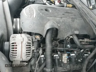 ✅ 2002 Chevrolet Suburban LS • VIN: 3GNEC16Z42G281945 • Лот: 41419037. Опубликован ранее на IAAI с пробегом 203 928 миль. Бесплатный доступ к архиву аукционных продаж из США и подробный отчёт об истории автомобиля на DreamBid. Изображение 20.