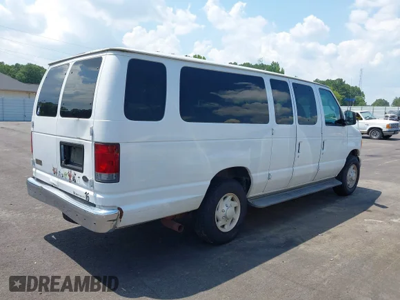 ✅ 2003 Ford Econoline Passenger XL • VIN: 1FBSS31L63HB13569 • Лот: 42583370. Опубликован ранее на IAAI с пробегом 285 221 миль. Бесплатный доступ к архиву аукционных продаж из США и подробный отчёт об истории автомобиля на DreamBid. Изображение 4.