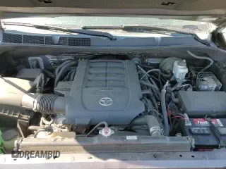 ✅ 2018 Toyota Tundra SR5 • VIN: 5TFFY5F19JX240866 • Lot: 59179555. Listed on Copart with 52,488 mi. Free auction sales archive from the USA and detailed vehicle history report at DreamBid. Image 13.