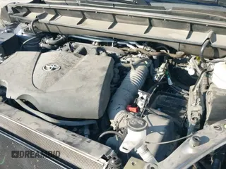 ✅ 2020 Toyota Highlander Limited • VIN: 5TDFZRAH2LS023449 • Lot: 43063192. Wystawiony na IAAI z przebiegiem 52 432 mil. Bezpłatny archiwum sprzedaży aukcyjnych z USA i szczegółowy raport historii pojazdu na DreamBid. Zdjęcie 19.