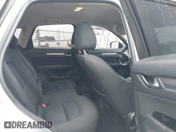 ✅ 2017 Mazda CX-5 Sport • VIN: JM3KFBBL3H0209438 • Lot: 43931299. Wystawiony na IAAI z przebiegiem 98 608 mil. Bezpłatny archiwum sprzedaży aukcyjnych z USA i szczegółowy raport historii pojazdu na DreamBid. Zdjęcie 8.