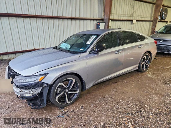 ✅ 2022 Honda Accord Sport • VIN: 1HGCV1F31NA001070 • Лот: 52058076. Опубліковано раніше на Copart з пробігом 76 465 миль. Безкоштовний доступ до архіву аукціонних продажів зі США та докладний звіт про історію автомобіля на DreamBid. Зображення 1.