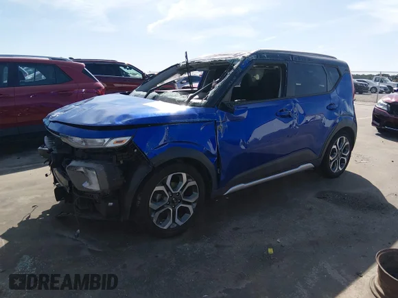 ✅ 2020 Kia Soul LX • VIN: KNDJ23AU2L7115003 • Lot: 44609423. Wystawiony na IAAI z przebiegiem 74 973 mil. Bezpłatny archiwum sprzedaży aukcyjnych z USA i szczegółowy raport historii pojazdu na DreamBid. Zdjęcie 2.