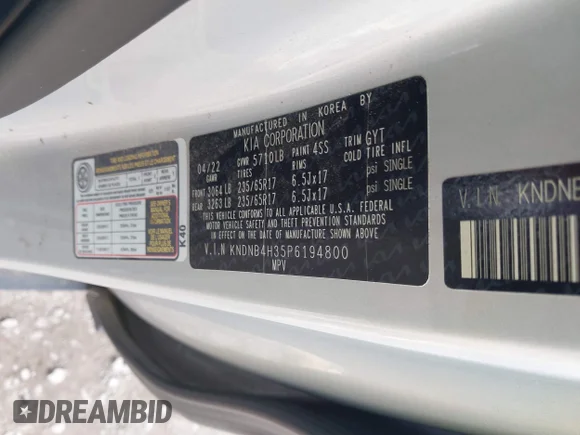 ✅ 2023 Kia Carnival LX • VIN: KNDNB4H35P6194800 • Lot: 44014745. Wystawiony na IAAI z przebiegiem 99 098 mil. Bezpłatny archiwum sprzedaży aukcyjnych z USA i szczegółowy raport historii pojazdu na DreamBid. Zdjęcie 9.