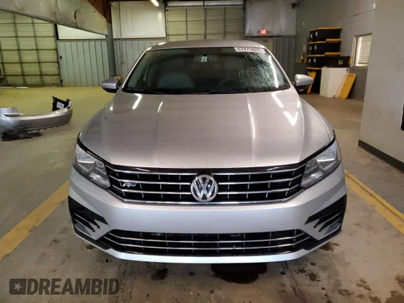✅ 2016 Volkswagen Passat S • VIN: 1VWAT7A36GC065518 • Lot: 67875822. Wystawiony na Copart z przebiegiem 117 079 mil. Bezpłatny archiwum sprzedaży aukcyjnych z USA i szczegółowy raport historii pojazdu na DreamBid. Zdjęcie 5.