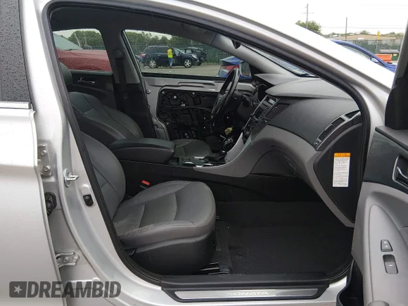 ✅ 2015 Hyundai Sonata Limited • VIN: KMHEC4A46FA121586 • Lot: 45263963. Listed on IAAI with 158,992 mi. Free auction sales archive from the USA and detailed vehicle history report at DreamBid. Image 5.
