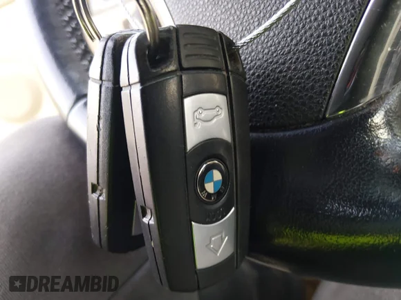 ✅ 2011 BMW 3 Series 335i • VIN: WBADX7C51BE743654 • Lot: 44319582. Listed on IAAI with 155,385 mi. Free auction sales archive from the USA and detailed vehicle history report at DreamBid. Image 11.