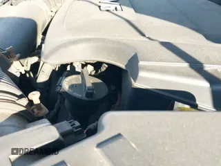 ✅ 2009 Kia Borrego LX • VIN: KNDJJ741995035813 • Lot: 43709779. Wystawiony na IAAI z przebiegiem 165 987 mil. Bezpłatny archiwum sprzedaży aukcyjnych z USA i szczegółowy raport historii pojazdu na DreamBid. Zdjęcie 13.