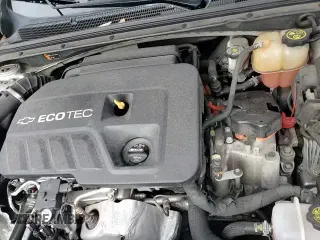 ✅ 2018 Chevrolet Malibu Hybrid • VIN: 1G1ZF5SU0JF163452 • Lot: 86427755. Listed on Copart with 121,577 mi. Free auction sales archive from the USA and detailed vehicle history report at DreamBid. Image 13.