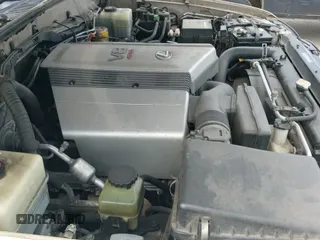 ✅ 2001 Lexus LX 470 • VIN: JTJHT00W413507883 • Lot: 42462661. Wystawiony na IAAI z przebiegiem 235 943 mil. Bezpłatny archiwum sprzedaży aukcyjnych z USA i szczegółowy raport historii pojazdu na DreamBid. Zdjęcie 21.