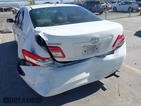 ✅ 2011 Toyota Camry LE • VIN: 4T4BF3EK4BR114762 • Lot: 44610709. Wystawiony na IAAI z przebiegiem 226 847 mil. Bezpłatny archiwum sprzedaży aukcyjnych z USA i szczegółowy raport historii pojazdu na DreamBid. Zdjęcie 6.