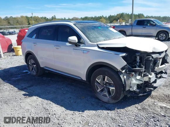 ✅ 2021 Kia Sorento EX • VIN: KNDRH4LG6M5045047 • Лот: 43225640. Опубликован ранее на IAAI с пробегом 52 452 миль. Бесплатный доступ к архиву аукционных продаж из США и подробный отчёт об истории автомобиля на DreamBid. Изображение 1.