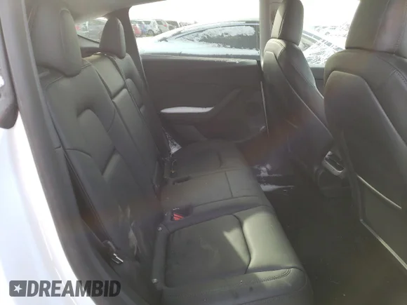 ✅ 2022 Tesla Model Y Long Range • VIN: 7SAYGDEE3NF422995 • Лот: 71570852. Опубликован ранее на Copart с пробегом 11 198 миль. Бесплатный доступ к архиву аукционных продаж из США и подробный отчёт об истории автомобиля на DreamBid. Изображение 10.