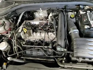 ✅ 2020 Volkswagen Jetta S • VIN: 3VWC57BU9LM102449 • Lot: 90580205. Wystawiony na Copart z przebiegiem 51 954 mil. Bezpłatny archiwum sprzedaży aukcyjnych z USA i szczegółowy raport historii pojazdu na DreamBid. Zdjęcie 13.