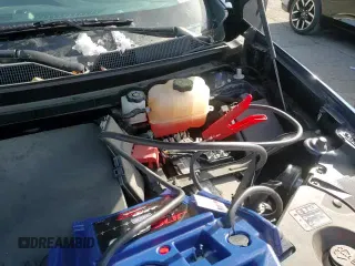 ✅ 2022 Chevrolet Traverse LT Cloth • VIN: 1GNERGKW5NJ195561 • Lot: 92236675. Listed on Copart with 33,490 mi. Free auction sales archive from the USA and detailed vehicle history report at DreamBid. Image 16.