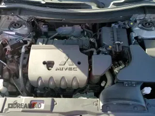 ✅ 2020 Mitsubishi Outlander SE • VIN: JA4AD3A34LZ021401 • Lot: 93063325. Wystawiony na Copart z przebiegiem 144 810 mil. Bezpłatny archiwum sprzedaży aukcyjnych z USA i szczegółowy raport historii pojazdu na DreamBid. Zdjęcie 13.