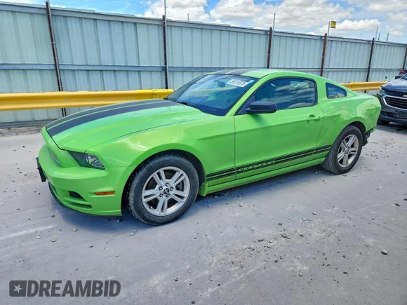 ✅ 2013 Ford Mustang Premium • VIN: 1ZVBP8AM9D5274968 • Lot: 56815976. Listed on Copart with 109,104 mi. Free auction sales archive from the USA and detailed vehicle history report at DreamBid. Image 1.