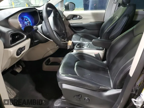 ✅ 2023 Chrysler Pacifica Touring L • VIN: 2C4RC1BG1PR516429 • Лот: 45225495. Опубліковано раніше на Copart з пробігом 57 517 миль. Безкоштовний доступ до архіву аукціонних продажів зі США та докладний звіт про історію автомобіля на DreamBid. Зображення 7.