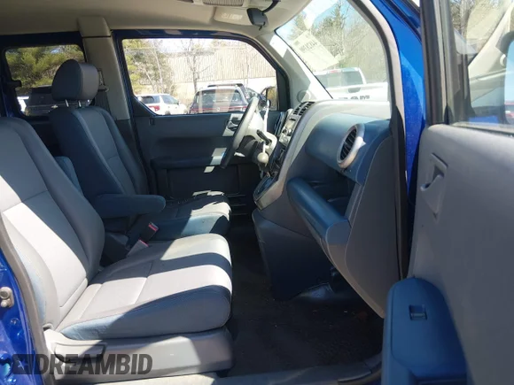 ✅ 2004 Honda Element EX • VIN: 5J6YH18564L005445 • Lot: 44828390. Listed on IAAI with 212,456 mi. Free auction sales archive from the USA and detailed vehicle history report at DreamBid. Image 5.